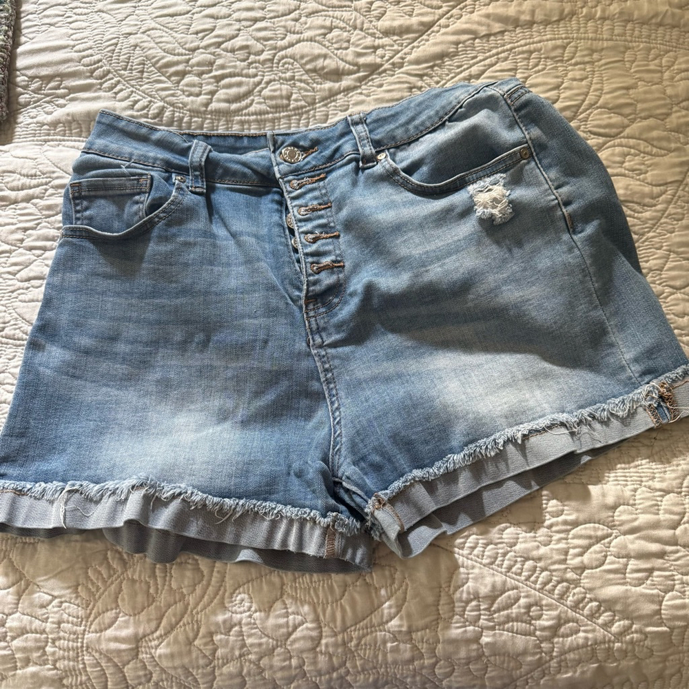 Savvy Denim Shorts Women Size 13 Blue